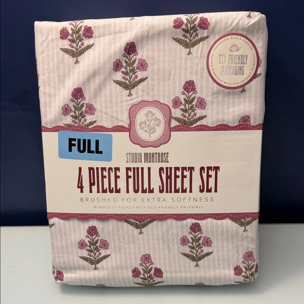 NWT Studio Montrose Purple Floral Full Sheet Set